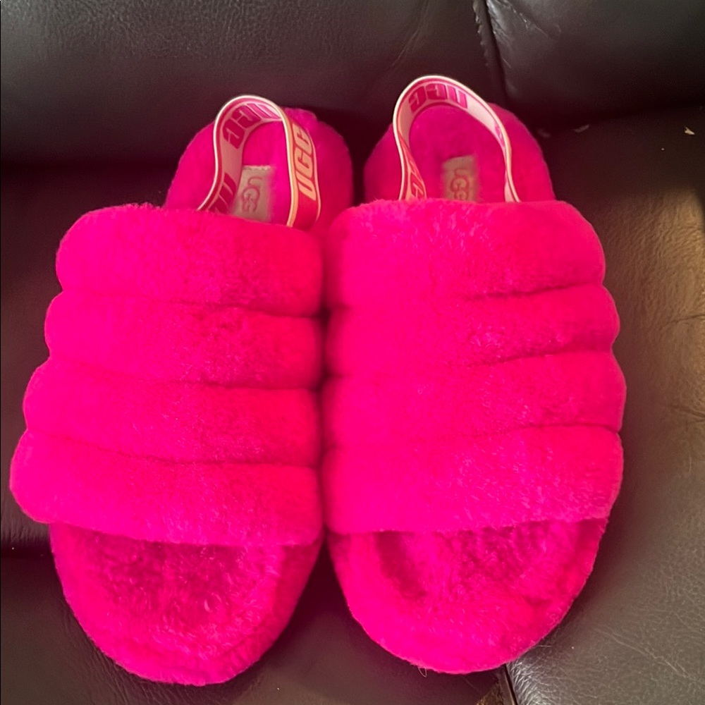 UGG Fluffy Pink Slippers Size 6